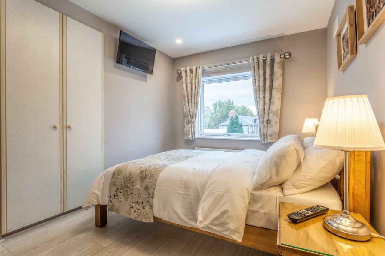 Tintawn House Hotel Sandyford Luaran gambar