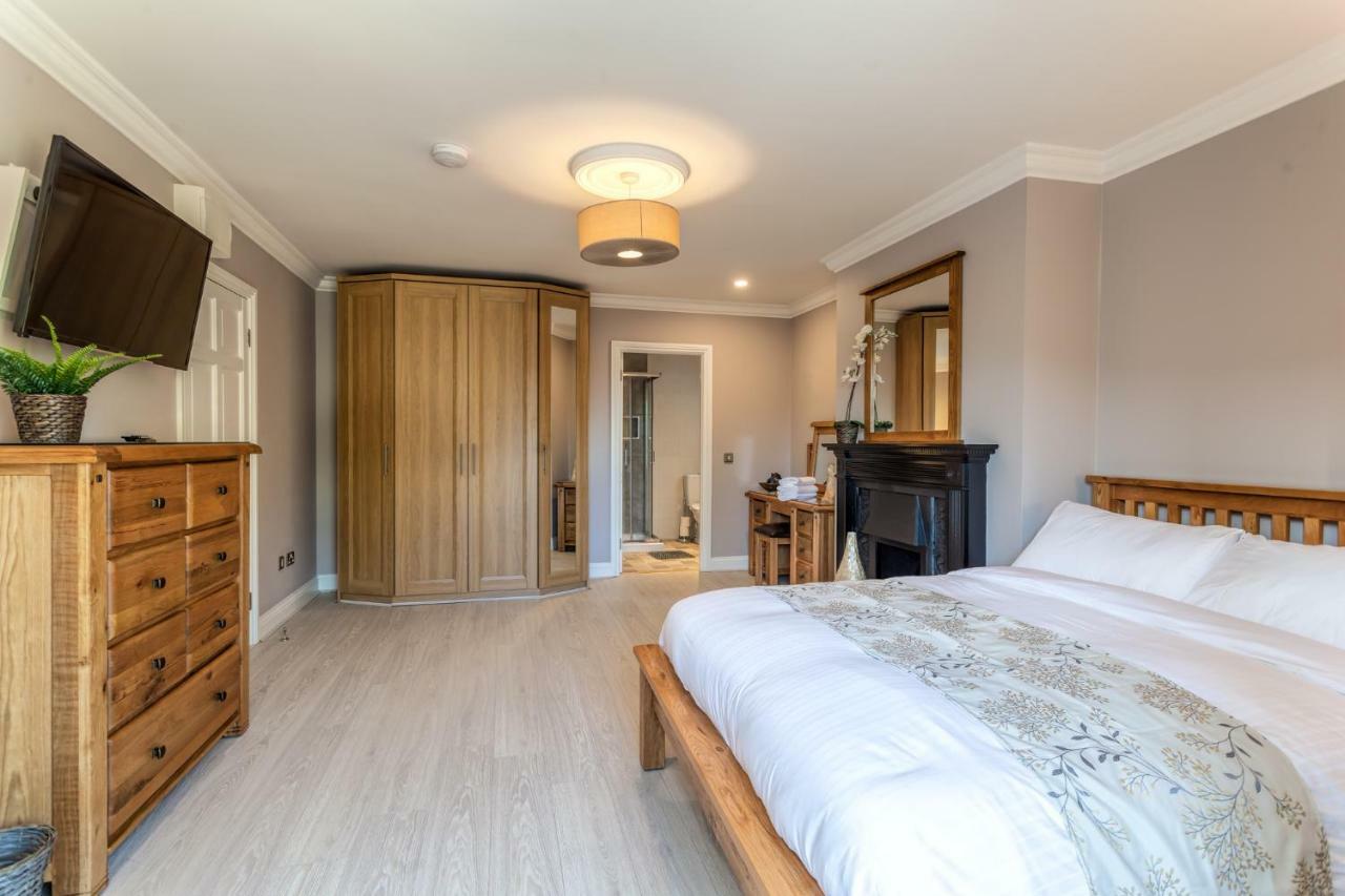 Tintawn House Hotel Sandyford Luaran gambar