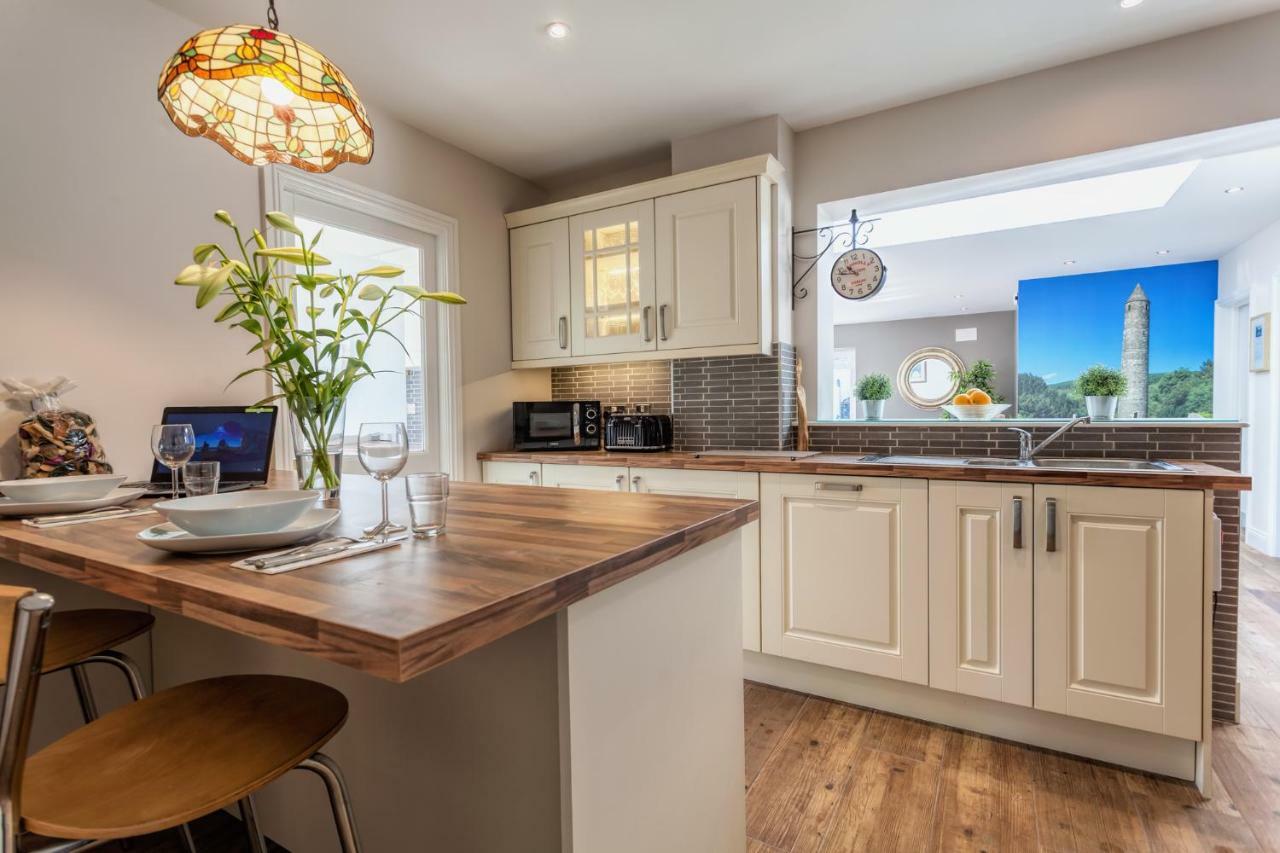 Tintawn House Hotel Sandyford Luaran gambar